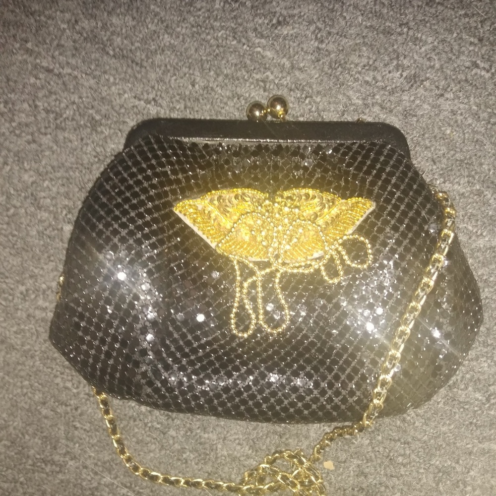 B H. Smith bag
